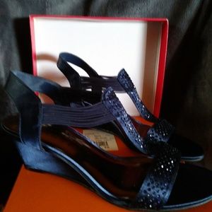 Navy blue woman's wedge dress sandals-New in 